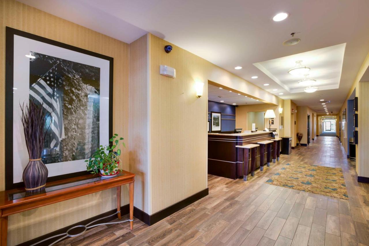 Hampton Inn Harrisonburg South Exterior foto