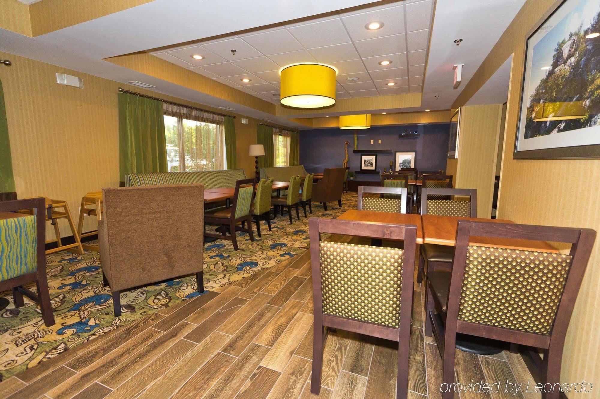 Hampton Inn Harrisonburg South Exterior foto