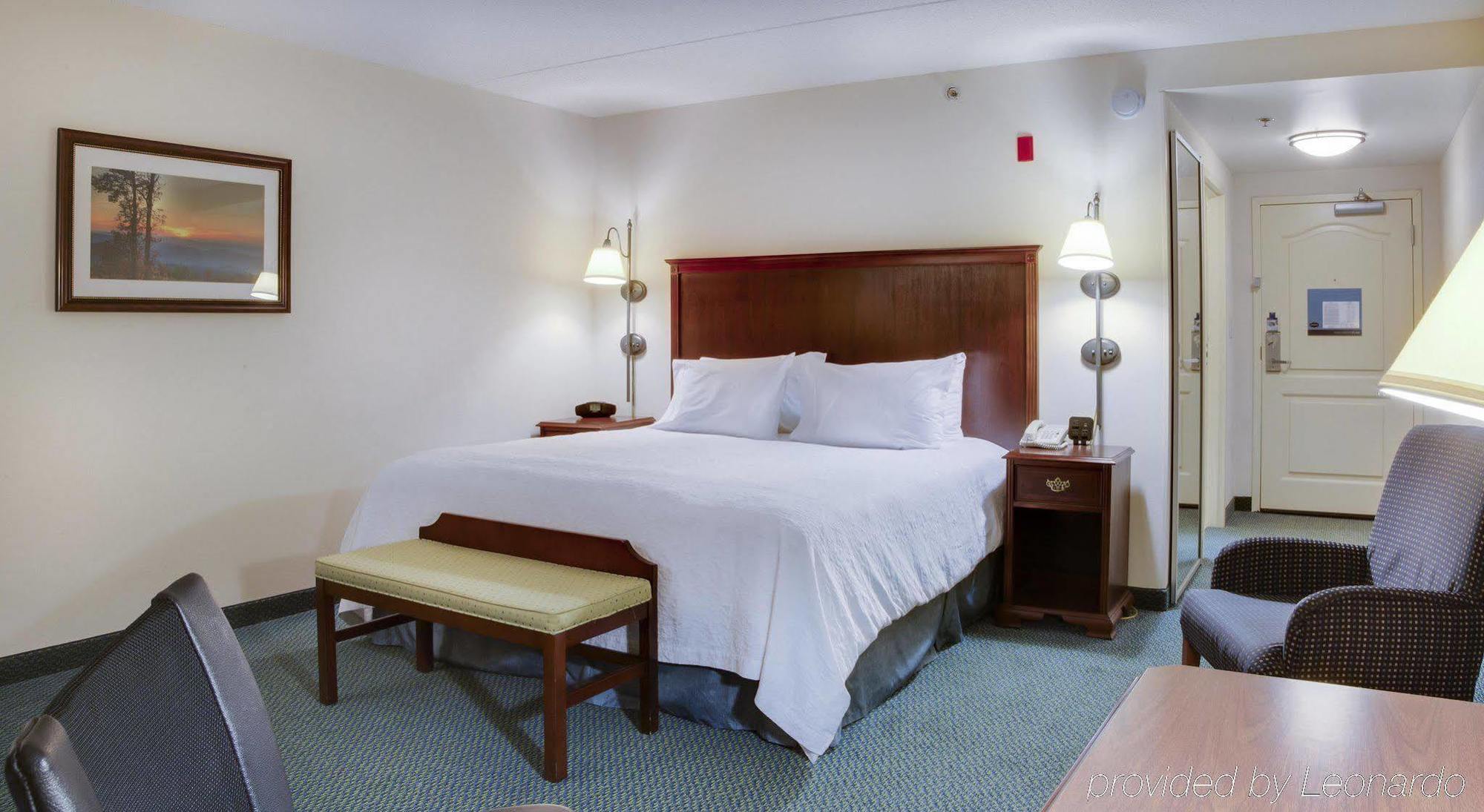 Hampton Inn Harrisonburg South Exterior foto